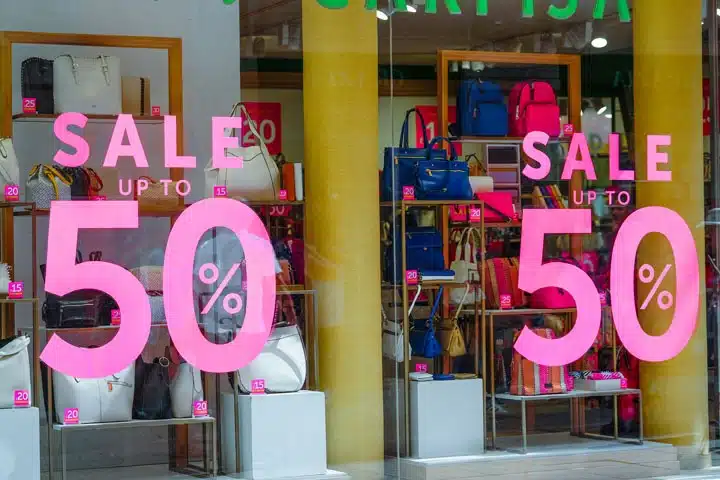 advertising of a discount